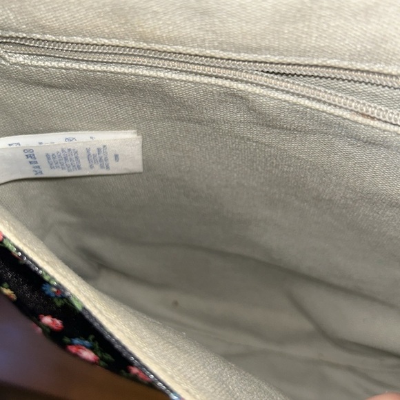 Cath Kidston Rose Garden Crossbody Bag - Picture 6 of 8